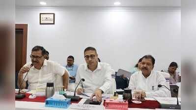 a2a62164 f8f5 47d8 a5ed c1282356f38d revenue and land reforms minister dilip jaiswal with secretary jai singh and others at a review meeting in patna on fridayjpeg