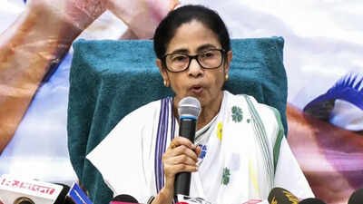 mamata moves sc